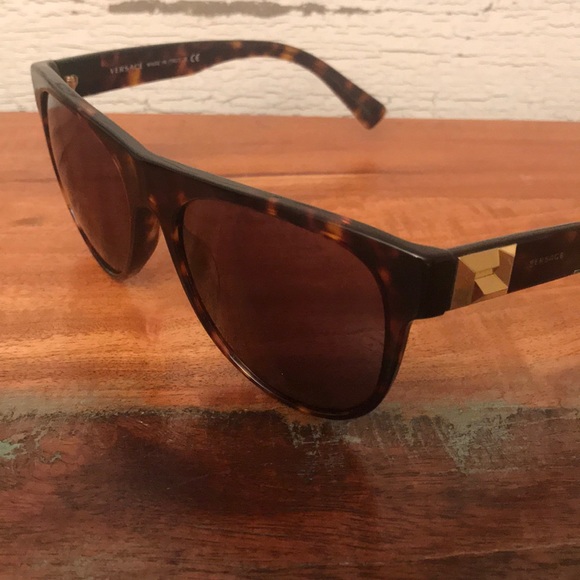 Versace woman sunglasses main image 4